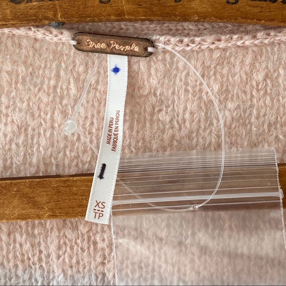 Free People Eclair Oversized Cardi NEW Pink XS - Picture 4 of 5